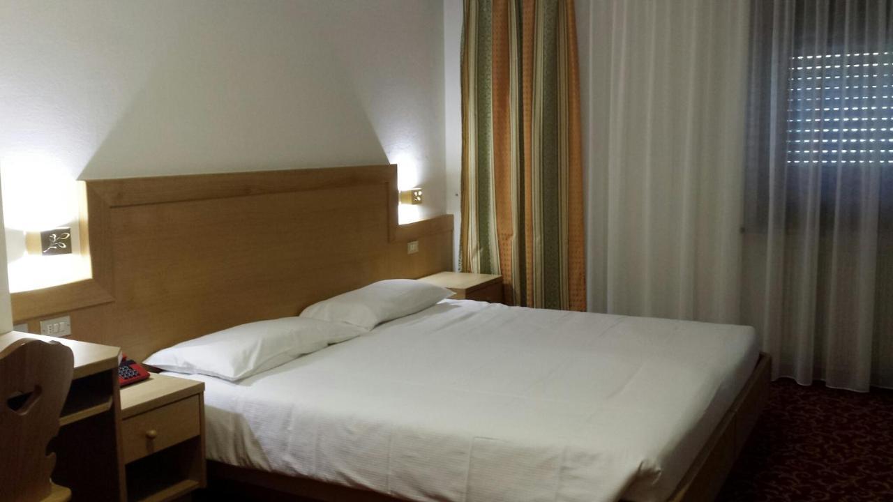 Hotel Engel 까나제이 외부 사진